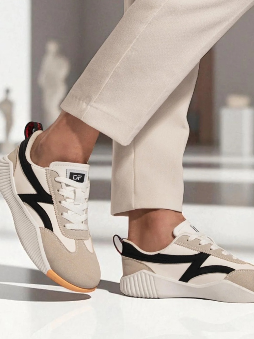 DE Florance Cloudea White and Gray Athletic Sneakers with Black Accent